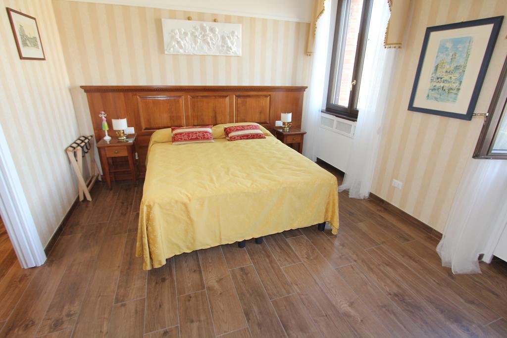 Area Sacra Relais Bed and Breakfast Rome Kamer foto
